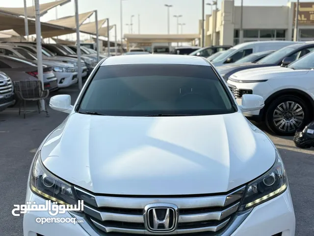 Honda Accord GCC in agency condition, with warranty, transmission, engine, and chassis, 2015