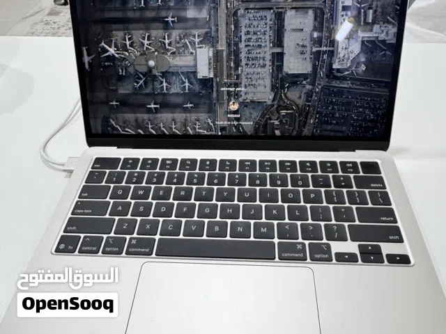 Apple 2025 MacBook Air M4 Chip,13-inch Laptop, 16GB RAM, 512GB SSD Starlight colour.