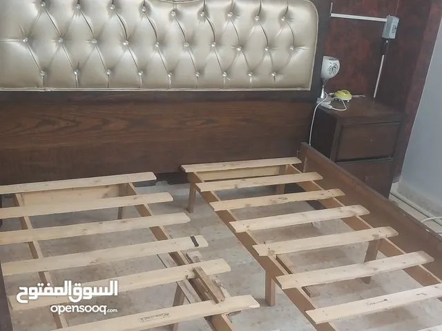 غرفة نوم بحالة الوكالة للبيع لون بني بدون فرشه