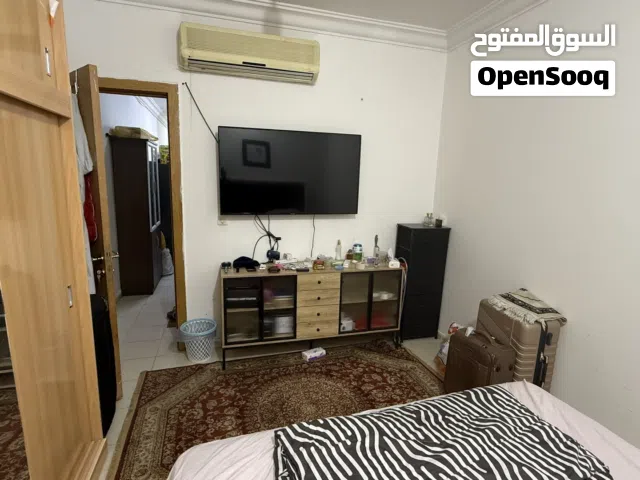 غرفة نوم كاملة بحالة ممتازه للبيع