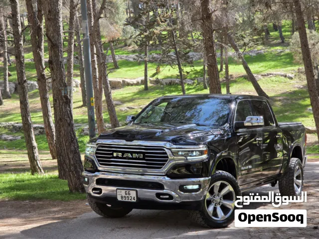 2020 دودج رام Laramie