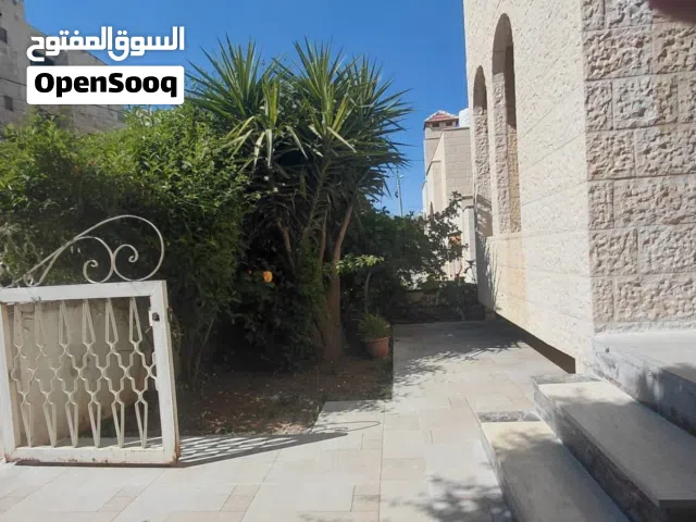 350 m2 3 Bedrooms Apartments for Rent in Amman Al Rabiah