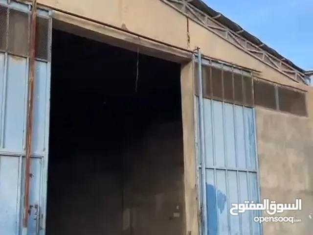 للإيجار هنقر في تاجوراء – تويته (على الرئيسي) الموقع: على الشارع الرئيسي مباشرة – تاجوراء تويته