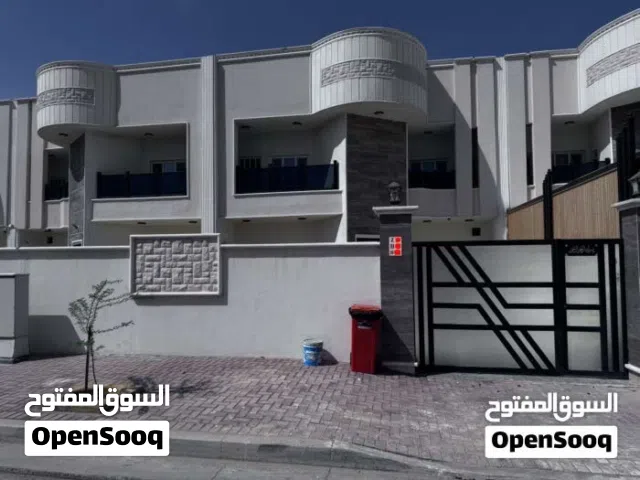 200 m2 4 Bedrooms Townhouse for Rent in Basra Al-Amal residential complex