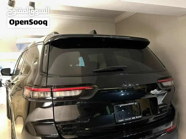 2025 Jeep Cherokee Sport