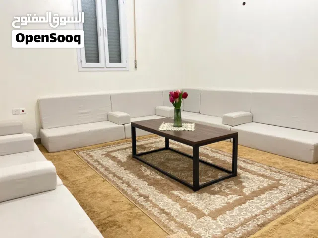صالون أرضي 7 طروف وزاوية ، اسفنج بودري وسنادات اسفنج قهوي