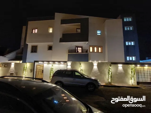 700 m2 More than 6 bedrooms Villa for Sale in Tripoli Zanatah