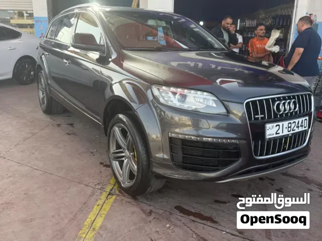 2015 أودي Q7 Standard