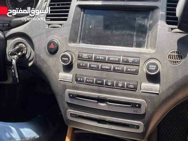 مطلوب شاشه اصليه متع أزيرا نفس موديل هدا في مصراته أو زليتن