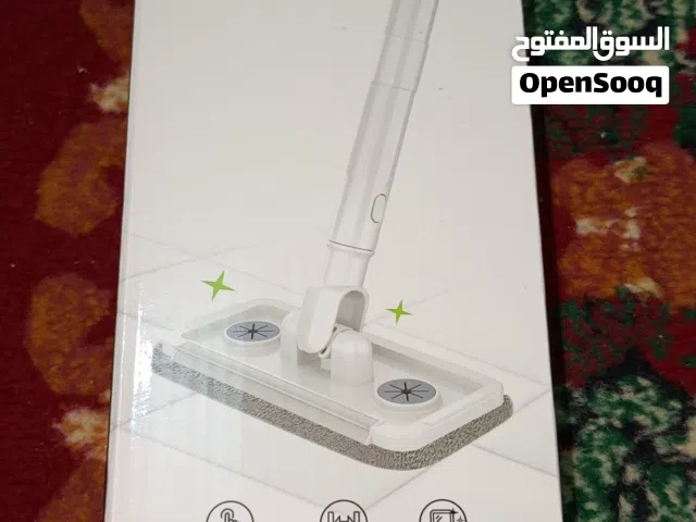 هذه عبوة ممسحة تنظيف صغيرة متعددة الاستخدامات (Face Towel Mop / Mop Clean Expert).