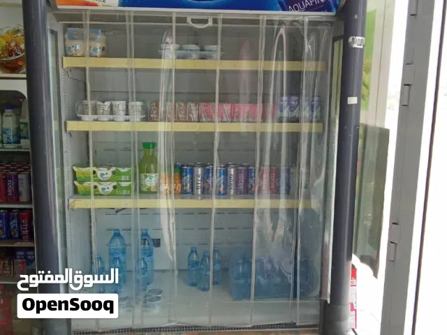 ثلاجة مفتوحة للبيع بسعر مغري