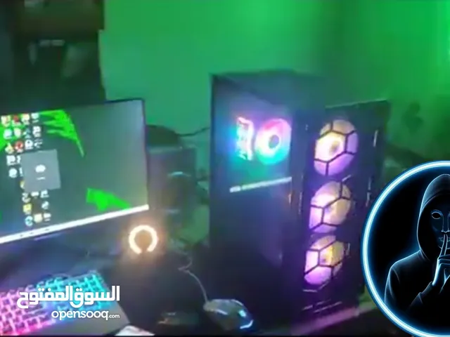 كمبيوتر استعمال 8اشهر كامل بملحقاته