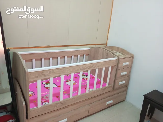 تخت اطفال و بيبي
