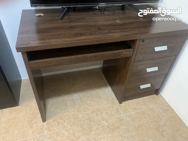 مكتب مستعمل