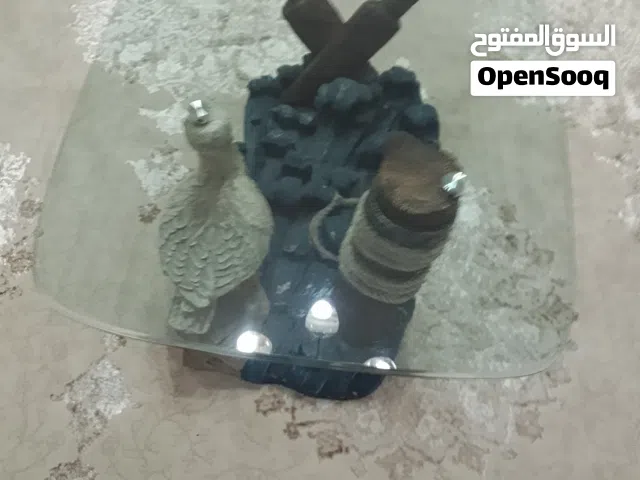 طاوله مستعمله بحاله جيده