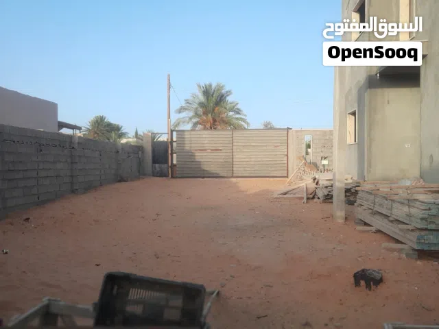 منزل قيد الإنشاء للبيع
