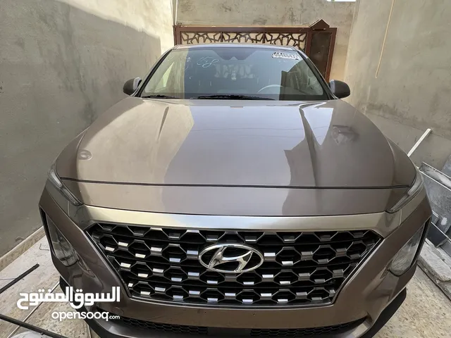 Used Hyundai Santa Fe in Benghazi