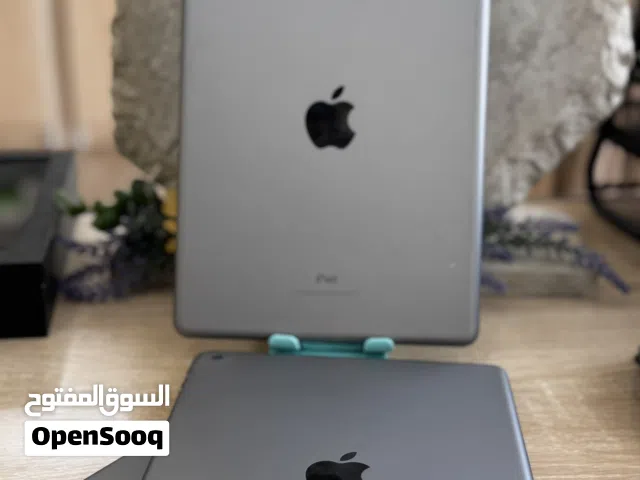 آيباد 5 32 جيبي مع ضمان المحل
