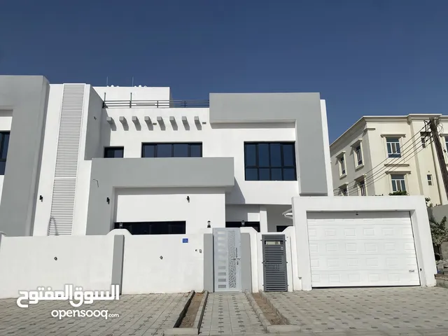 416 m2 4 Bedrooms Villa for Rent in Muscat Al Mawaleh