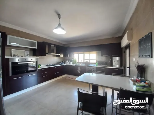200 m2 2 Bedrooms Apartments for Sale in Amman Abdoun