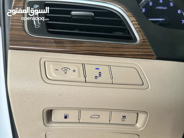 HYUNDAI SONATA SALON LIMITED EDITION