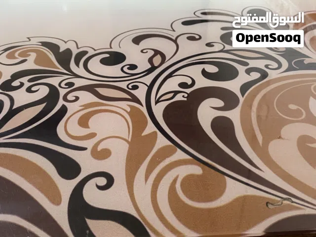 طاولة أكل من غير كراسي