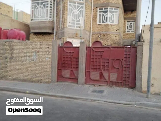200 m2 5 Bedrooms Townhouse for Sale in Basra Hai Al-Shurta
