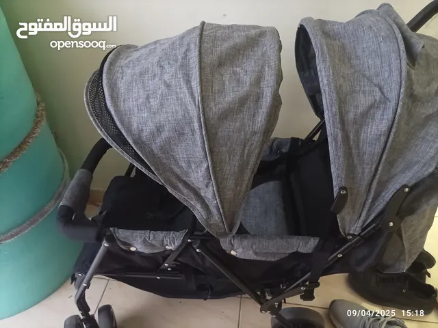 عربيات اطفال توام