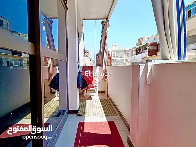 شقه للبيع في ميامي موقع مميز بين عبد الناصر والعيسوي