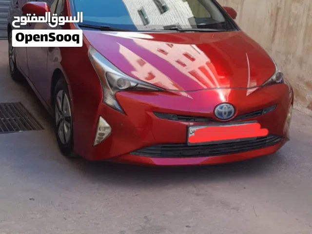2017 تويوتا بريوس Prius