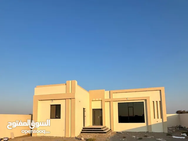 استراحة للبيع بسعر مغري جداً