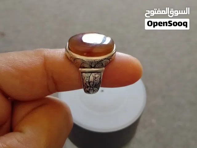 للبيع خاتم فضة صياغة يدوية