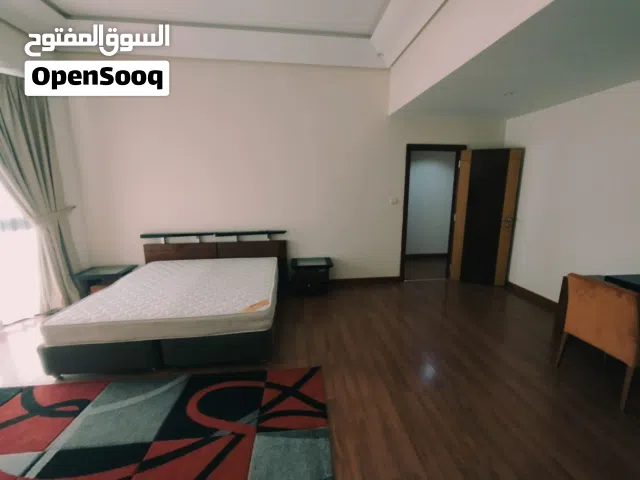 APARTMENT FOR RENT IN ZINJ FULLY FURNISHED 3BHK