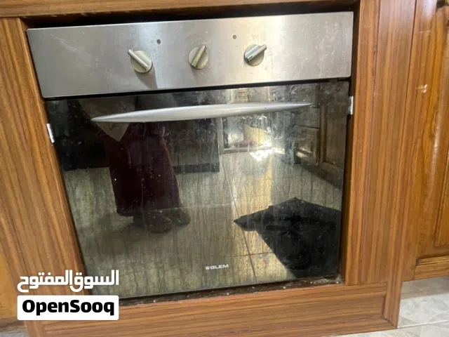 فرن بلد ان  كهربائي نوع  جليم  من افخم الانواع لون سلفر انيق ويطفي جمايه لمطبخك
