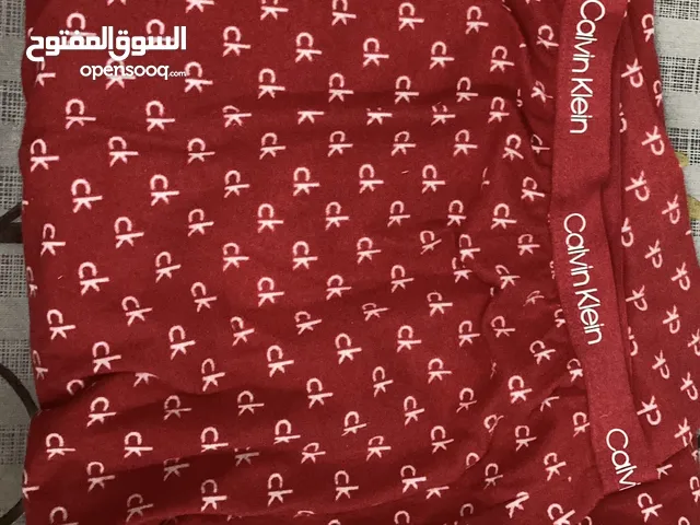 بنطلون كيلفن كلاين