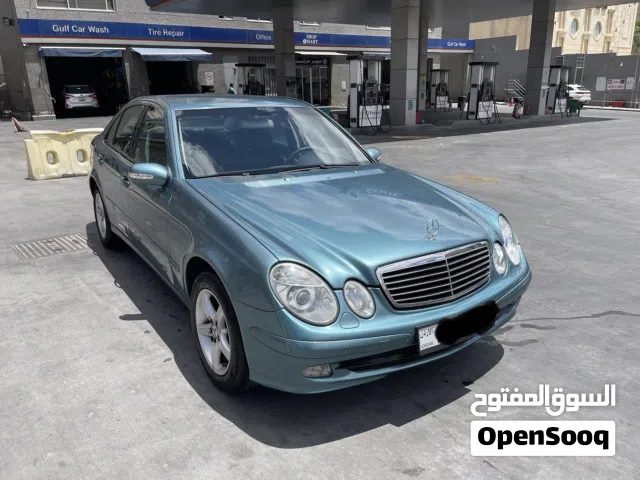 2003 مرسيدس بنز الفئة-E E 200