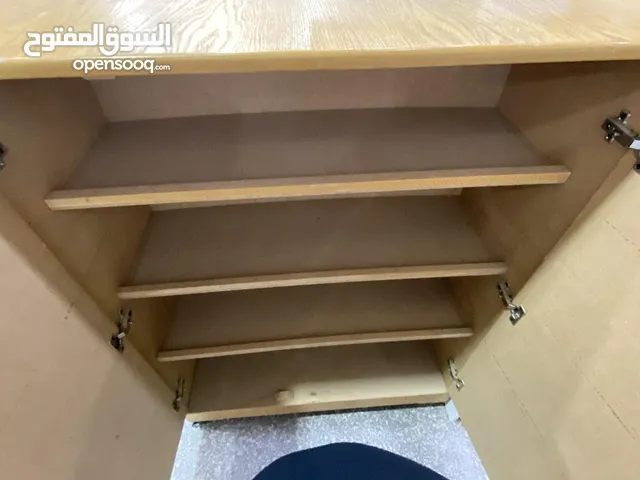 كبت احذيه واسع كبير ممتازه مستعمل خفيف بحاله جيده للبيع