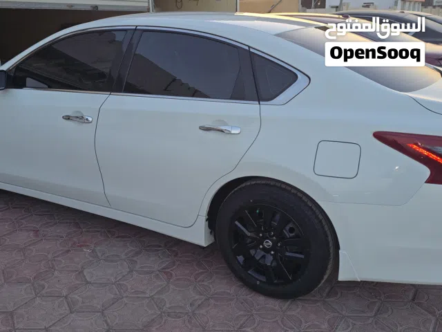 Used Nissan Altima in Al Batinah