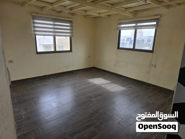 استوديو روف للايجار في جبل اللويبدة مقابل بوليفارد العبدلي