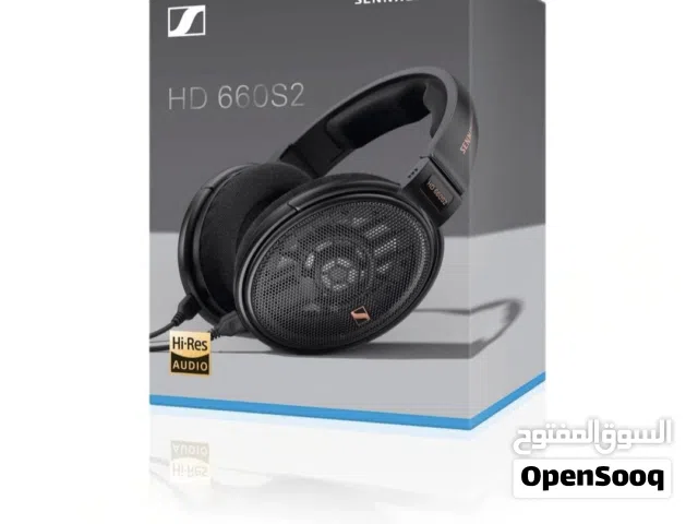 سماعة Sennheiser HD 660s2 الألمانية المعروفة بأدائها الصوتي المميز، و راحة إرتداء فائقة