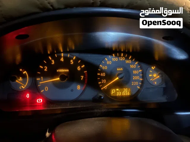 Nissan Sunny 2012