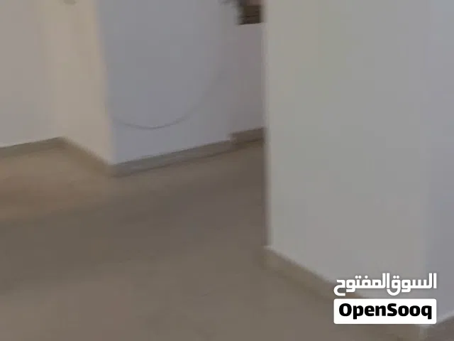 مخازن للايجار مخزن 200 متر  مخزن 170 متر