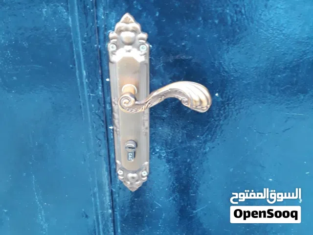 بيت للبيع في مخيم إربد