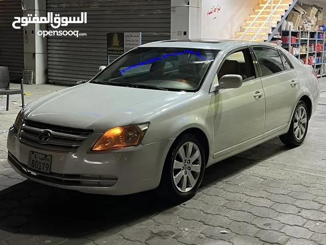 Used Toyota Avalon in Kuwait City