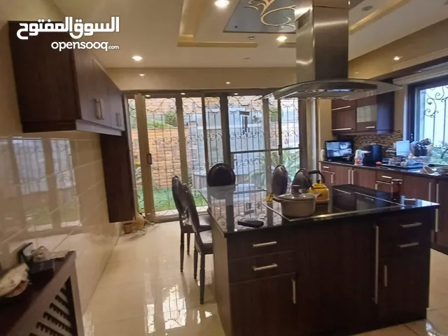 600 m2 5 Bedrooms Villa for Rent in Amman Abdoun