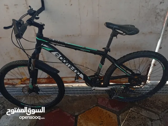 بايسكل جبلي بسعر 100 الف وبيه مجال والبايسكل فافون يعني مايزنجر