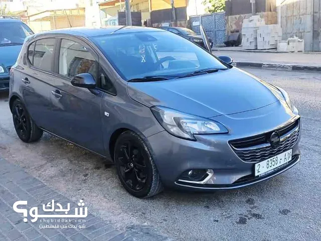 Opel Corsa 2016 in Hebron