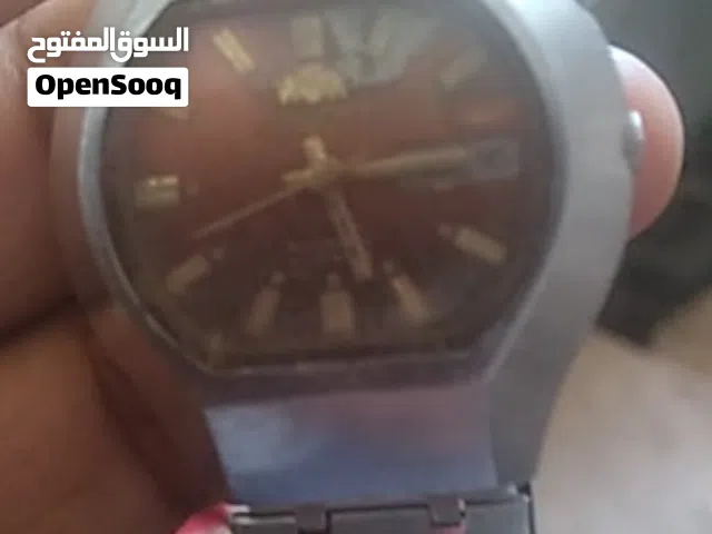 للبيع ساعات