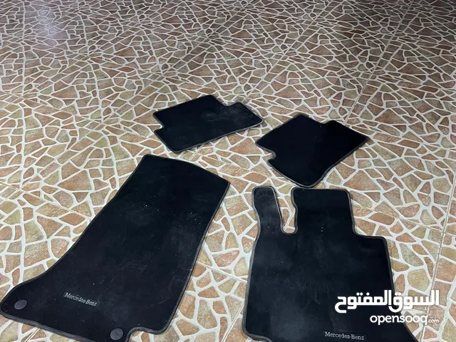 دعاسات الارضيه للمرسديس c300 2018 وكاله