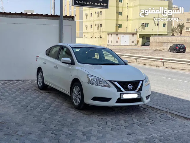 Nissan Sentra 2018 (White)